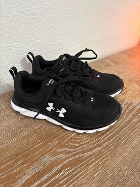 Under Armour Black and White Women's Athletic Sneakers